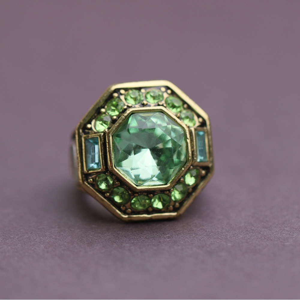 Heidi Daus crystal statement ring size 8